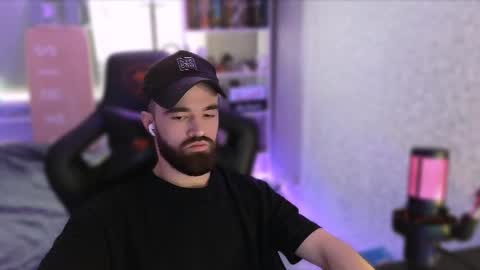 Ask me online show from February 11, 2025, 12:37 pm