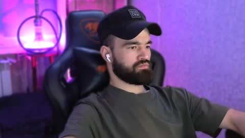 Ask me online show from February 24, 2025, 6:58 pm