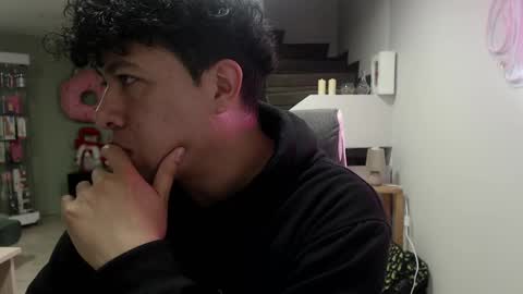 Snapshot of _mr_panda_ chatting on February 14, 2025, 12:41 am Panda online show from February 14, 2025, 12:41 am