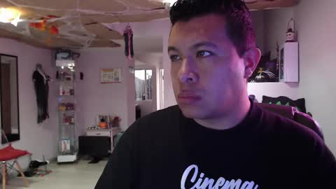 Snapshot of _mr_panda_ chatting on October 28, 2025, 10:01 pm Panda online show from October 28, 2025, 10:01 pm