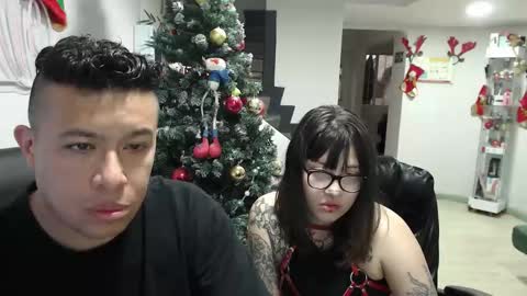 Panda  online show from November 21, 2025, 7:45 pm