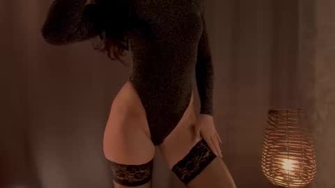 Snapshot of _mrsnatalie_ chatting on September 27, 2025, 8:14 pm NatalieNat online show from September 27, 2025, 8:14 pm