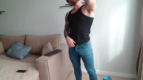 Snapshot of _muscle_arti_ chatting on March 3, 2026, 7:36 am Arti online show from March 3, 2026, 7:36 am