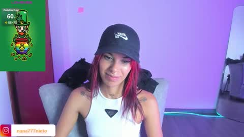 Nana  online show from October 19, 2025, 3:40 am