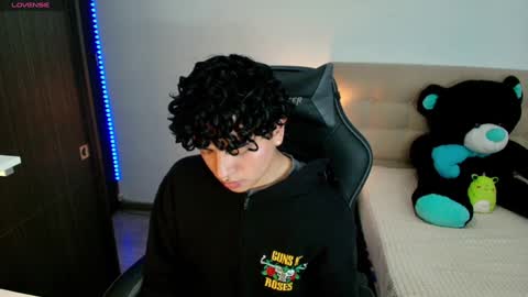 Snapshot of _nickconnor1 chatting on December 2, 2024, 9:28 pm Nicolas online show from December 2, 2024, 9:28 pm