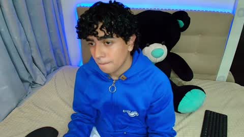 Snapshot of _nickconnor1 chatting on December 27, 2024, 12:18 am Nicolas online show from December 27, 2024, 12:18 am
