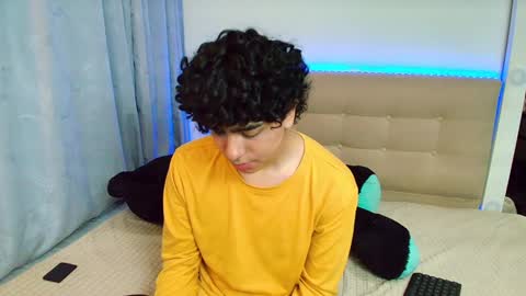 Snapshot of _nickconnor1 chatting on December 29, 2024, 1:56 am Nicolas online show from December 29, 2024, 1:56 am
