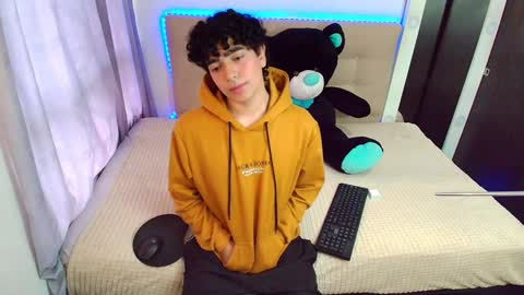 Snapshot of _nickconnor1 chatting on December 30, 2024, 9:19 pm Nicolas online show from December 30, 2024, 9:19 pm