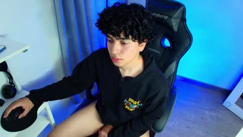 Snapshot of _nickconnor1 chatting on January 9, 2025, 1:39 am Nicolas online show from January 9, 2025, 1:39 am