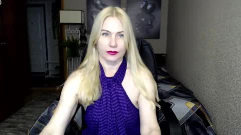Donella    online show from January 28, 2025, 8:26 pm