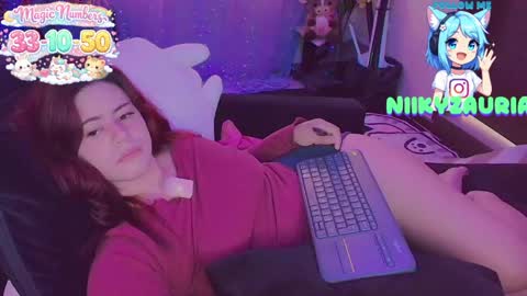 niiky online show from June 3, 2026, 3:39 pm