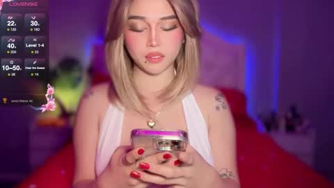 Lily online show from November 13, 2025, 6:18 pm