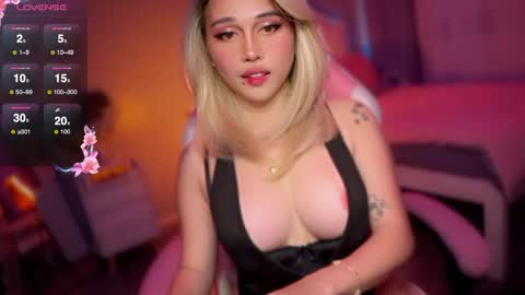 Lily online show from December 17, 2025, 7:31 pm