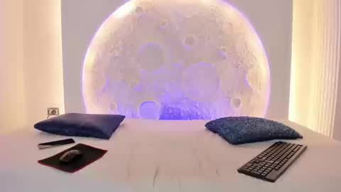 Snapshot of _noah19 chatting on September 10, 2025, 7:58 pm Noah online show from September 10, 2025, 7:58 pm