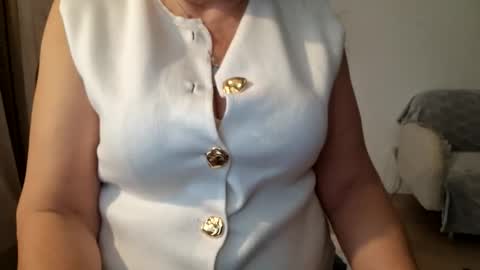 Charlotte online show from April 19, 2026, 3:44 pm