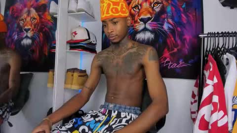 Snapshot of _pantera_09 chatting on February 4, 2026, 10:58 pm Kevin online show from February 4, 2026, 10:58 pm