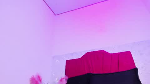 Snapshot of _paula_69 chatting on July 6, 2026, 5:37 pm Pau online show from July 6, 2026, 5:37 pm