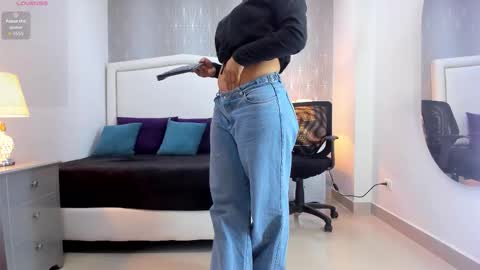  peach1  online show from December 15, 2025, 2:43 pm