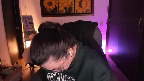 violeta ig  online show from October 14, 2025, 3:18 am