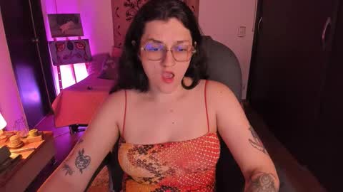 violeta ig  online show from February 28, 2026, 4:35 am