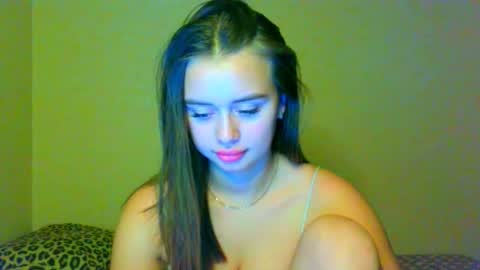 Jasminefeelings online show from December 1, 2025, 3:39 pm