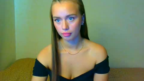 Jasminefeelings online show from May 23, 2026, 8:07 am