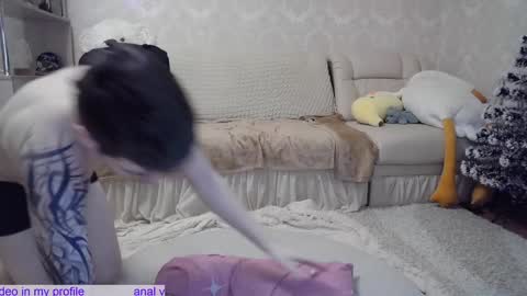 _pretty_fox_ online show from December 15, 2024, 3:45 am