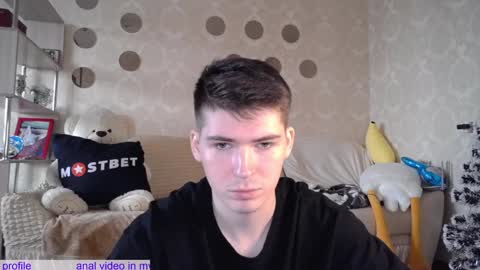 _pretty_fox_ online show from January 8, 2025, 7:03 am