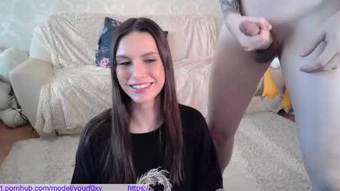 _pretty_fox_ online show from March 6, 2025, 8:19 am