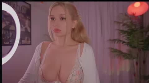Eva online show from June 15, 2026, 10:34 pm