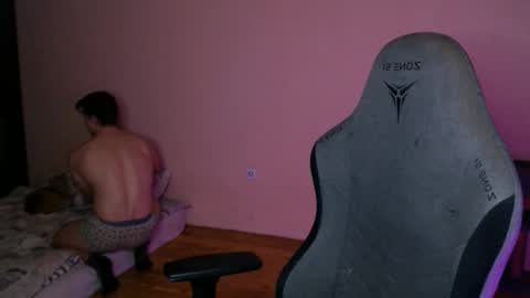 Snapshot of _purrari chatting on February 16, 2026, 10:39 pm Vampire online show from February 16, 2026, 10:39 pm