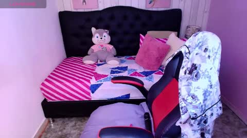 Rachel Jones  online show from February 28, 2026, 11:28 pm