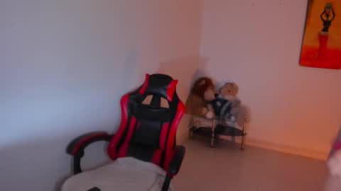 Snapshot of _rachell1 chatting on September 24, 2025, 2:53 pm Stefany online show from September 24, 2025, 2:53 pm