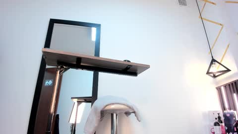 rebecca online show from October 25, 2025, 5:51 pm