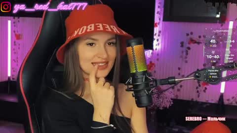 -RED HAT- online show from May 14, 2026, 6:15 pm