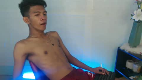 _rellvanxx online show from March 9, 2025, 5:22 am
