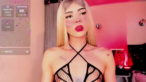 Snapshot of _rosedewitt_ chatting on March 25, 2026, 8:42 am Rose De Witt online show from March 25, 2026, 8:42 am