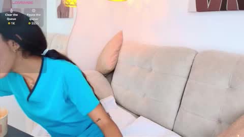 SAMARA SMITH  online show from September 30, 2025, 6:57 pm