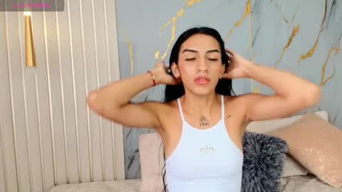 SAMARA SMITH  online show from October 6, 2025, 7:22 pm