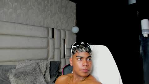 _sammy_ice online show from January 26, 2025, 3:48 am