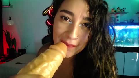 Snapshot of _santalove_ chatting on January 11, 2025, 10:29 pm SantaLove online show from January 11, 2025, 10:29 pm