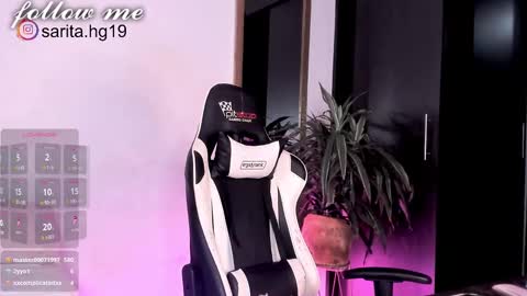 Sara  intagram online show from February 28, 2025, 10:09 am