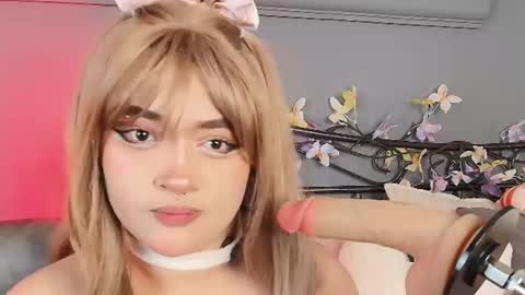 Sara online show from June 25, 2026, 7:29 pm