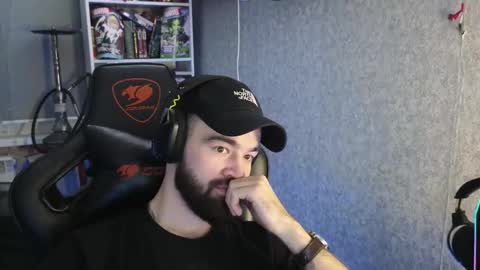 Ask me online show from November 28, 2025, 5:43 am