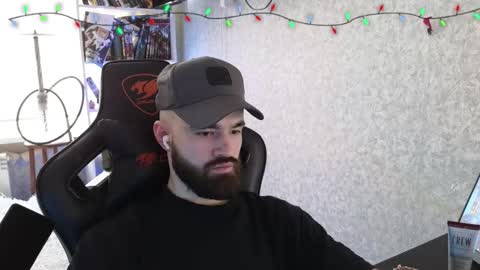 Snapshot of _serious_man chatting on February 12, 2026, 11:38 am Ask me online show from February 12, 2026, 11:38 am