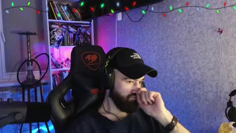 Snapshot of _serious_man chatting on February 16, 2026, 7:32 pm Ask me online show from February 16, 2026, 7:32 pm