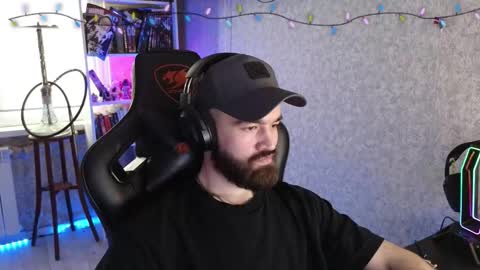 Snapshot of _serious_man chatting on February 21, 2026, 5:52 am Ask me online show from February 21, 2026, 5:52 am