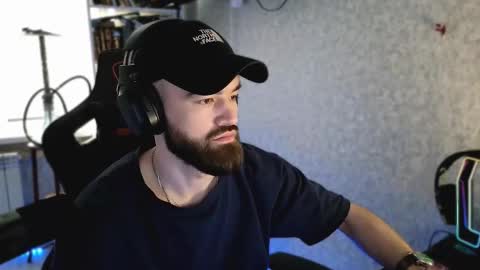 Snapshot of _serious_man chatting on March 1, 2026, 1:02 pm Ask me online show from March 1, 2026, 1:02 pm