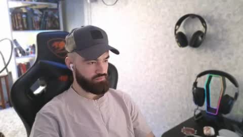 Ask me online show from March 11, 2026, 5:35 am