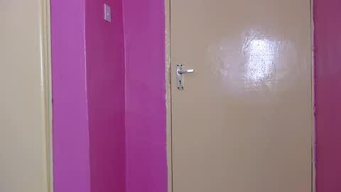 Adriana online show from September 11, 2025, 5:02 pm